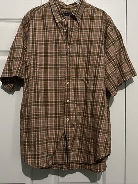 Roundtree & Yorke Beige Plaid Short-Sleeve Button-Up Shirt